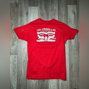 Levis Strauss & Co. Tee Shirt Adult Size Medium Red White Graphics